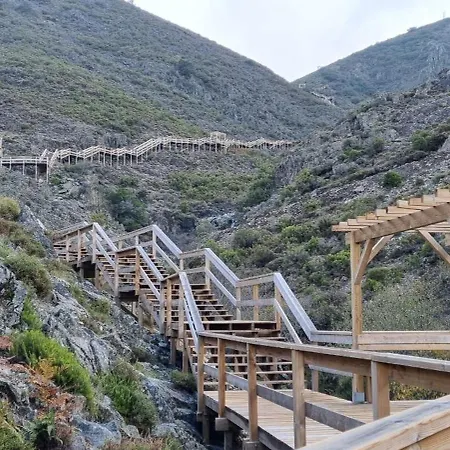 Refugio Rocas Castanheira de Pera